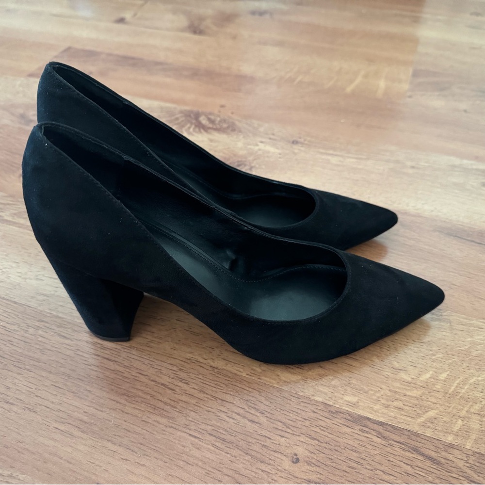 Eileen Fisher women’s black heels faux suede size 9.5. NWOT - Picture 3 of 3